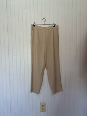 Babaton aritzia atelier Straight-Leg Beige pull on dress pants Trousers size 8